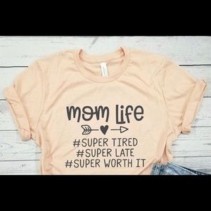 Mom life tee